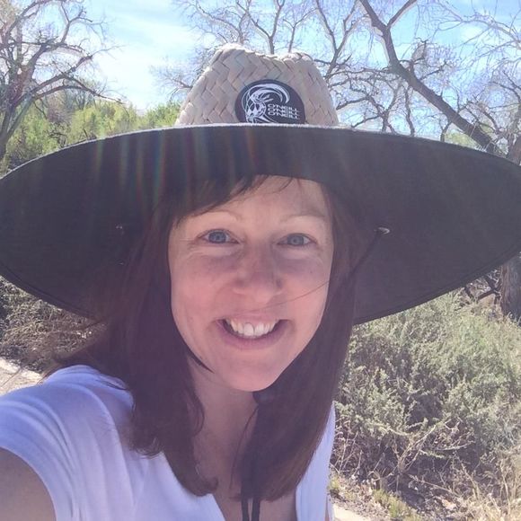 Meet your Posher, Rebecca - Picture 1 of 1